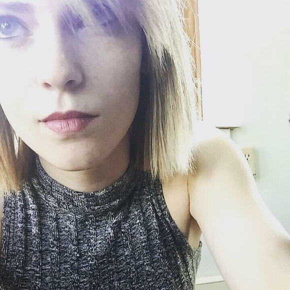 Meet your Posher, Tersa - Picture 5 of 8